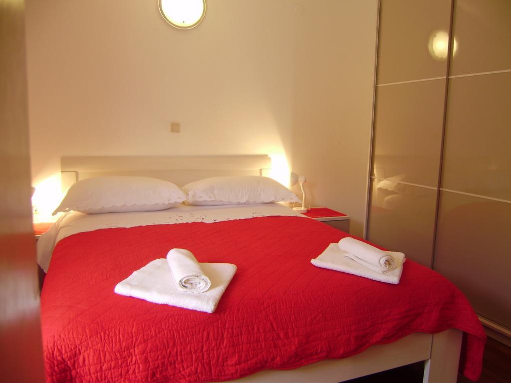 Apartment Lenka *