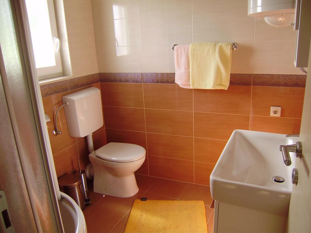 Lenka Apartment